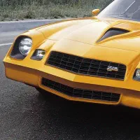 به چند دستگاه خودرو جهت کار در اژانس نیازمندیم