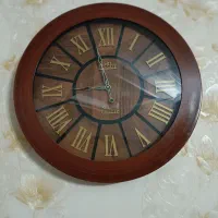 ساعت دیواری