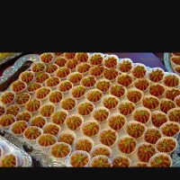 تهیه انواع حلوا وپک ها ویژه مراسم ختم