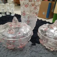 گلدان و شکلات خوری و میوه خوری