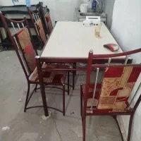 میز نهارخوری چهار نفره