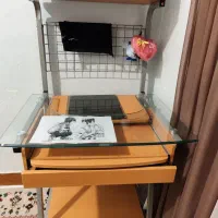 میز کامپیوتر کشو دار