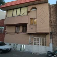 منزلی-3-طبقه-مسکونی-و-یه-باب-مغازه-تجاری