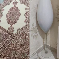 گلدان شیشه ای به همراه روفرشی سه متری