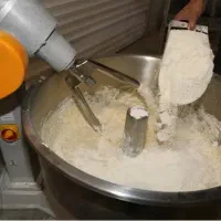 فرد ماهر برای خمیرگیر نانوایی
