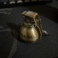 فندک کلکسیونی و توپ تنیس