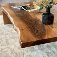 استخدام رنگ‌کار ماهر چوب‌های روستیک