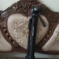 سه پایه دوربین