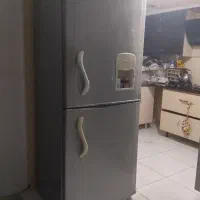 یخچال فریزر فروزان پیشوا هستیم