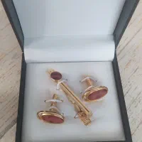 دکمه سرآستین و گیره کراوات