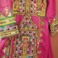 لباس مجلسی قرمز عوض دوخت شیرازه داده میشه