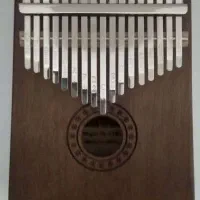 ساز کالیمبا نو با جعبه و تمام اکسسوری|سازهای سنتی|قم, شاه ابراهیم|دیوار