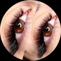 اکستنشن مژه و لیفت لمینت ابرو