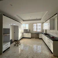 آپارتمان 110 متری فول امکانات کلید نخورده