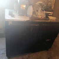 یخجال و فریزر و چرخ گوشت و ترازو به فروش میرسد