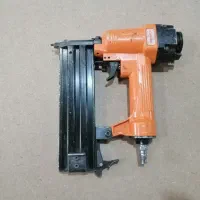 میخ کوب بادی کرون