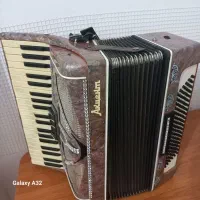 آکاردیون ۱۲۰ باس کرون شده