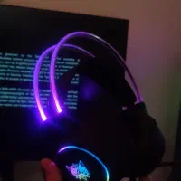 هدست اونیکوما