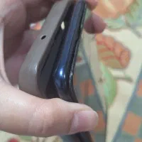 گوشی شکسته اما نسوخته