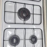 اجاق گاز فردار محکم و تمیز