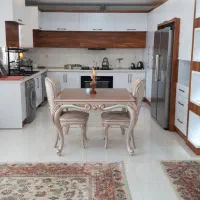 آپارتمان/۱۴۰ متر/تک واحدی/ سه خواب