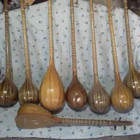 تنبور|سازهای سنتی|همدان, |دیوار