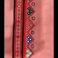 دوزنده لباس موسوم ایینه جالار کپنال بنوک|لباس|ایرانشهر, |دیوار