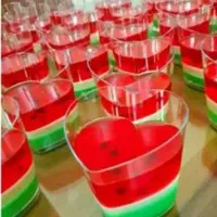 پختن انواع کیک خانگی.حلوا.دسر.ژله|خدمات پذیرایی، مراسم|آذرشهر, |دیوار