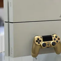 سونی ۴ سفید گلد ورژ ps4