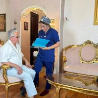 اعزام و استخدام فوری پرستار سالمند درمنزل(مراقب)|استخدام درمانی، زیبایی، بهداشتی|تهران, پونک|دیوار