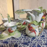 سرویس  ده پارچه چینی فوق‌العاده زیبا و خاص