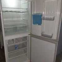 یخچال فریزر بدون برفک فروزان سالم تمیز