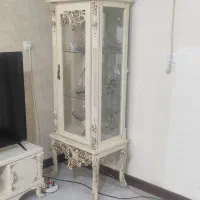 مبل و میز تلویزیون و بوفه و تختخواب و میز ناهارخ|مبلمان خانگی و میز عسلی|کرج, کلاک نو|دیوار