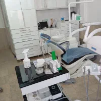 منشی و دستیار دندانپزشکی