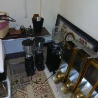 فروش دستگاه اسپرسووآسیاب قهوه ومقداری وسایل خانه|کافیشاپ و رستوران|شاهینشهر, نظامی|دیوار