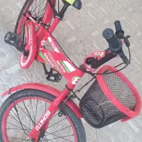 دوچرخه|دوچرخه، اسکیت، اسکوتر|جره و بالاده, |دیوار