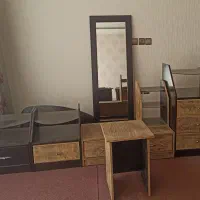 میز آرایش و سرویس خواب بدون تخت