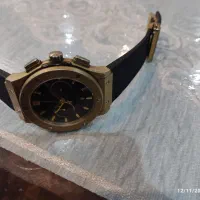 ساعت هابلوت|ساعت|سیاهکل, |دیوار