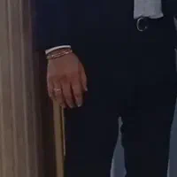 کت شلوار سیاه