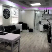 استخدام سالن زیبایی