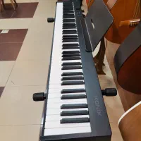 پیانو تاشو /کونیکس