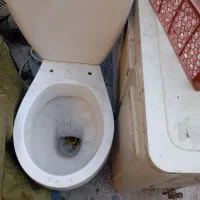 توالت فرنگی،درب آلومینیومی وپی وی سی و آهنی