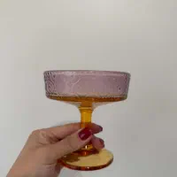 بستنی خوری