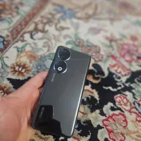honor 90در حد اکبند