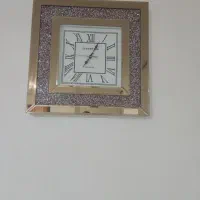 ساعت تمیز بدون خط و خش