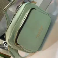 کیف مشکی و سبز فروشی