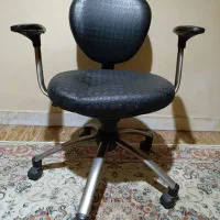 صندلی کامپیوتر چرم