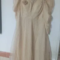 پیرهن و کت وشلوار زنانه