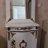 آینه و کنسول