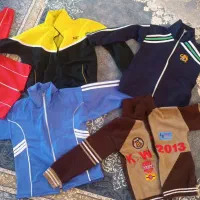 تعدادی لباس پسرانه دست دوم